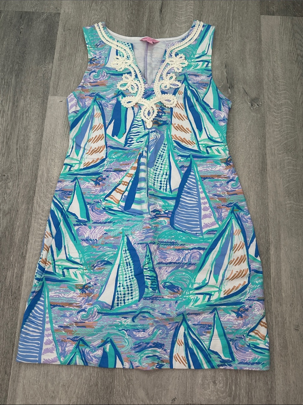 Lilly Pulitzer Sleeveless Sailboat Print Shift Dress size small